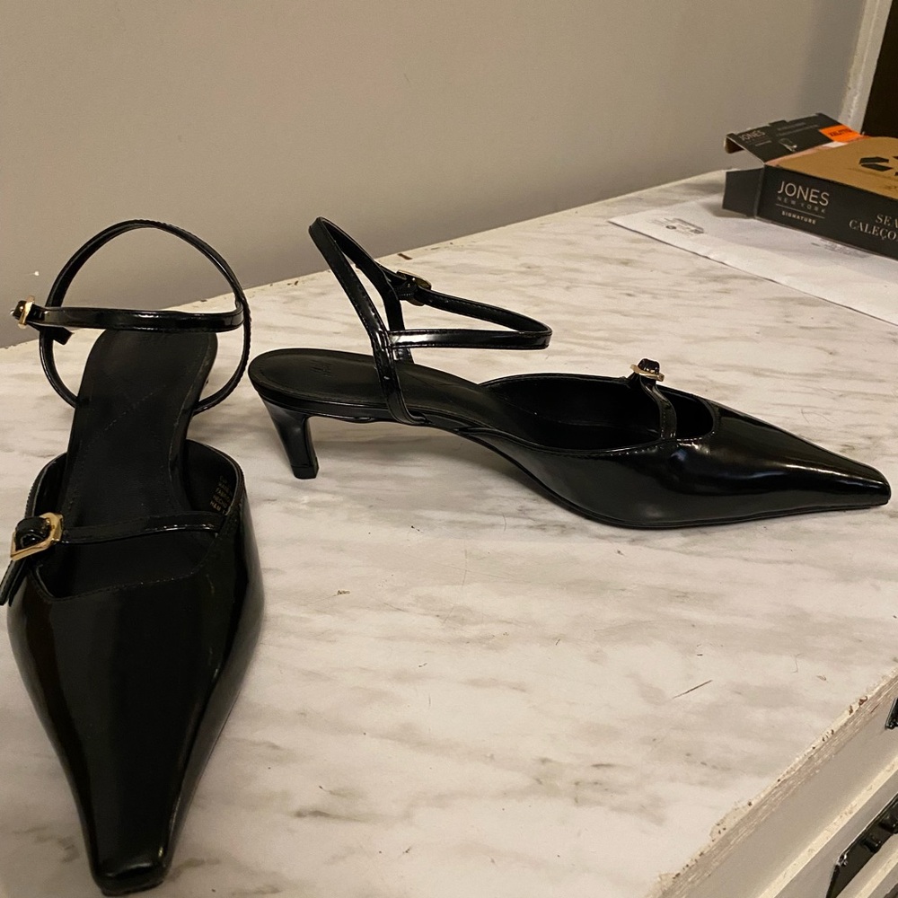 H&M NWOT Black Strappy Heels - Picture 3 of 4